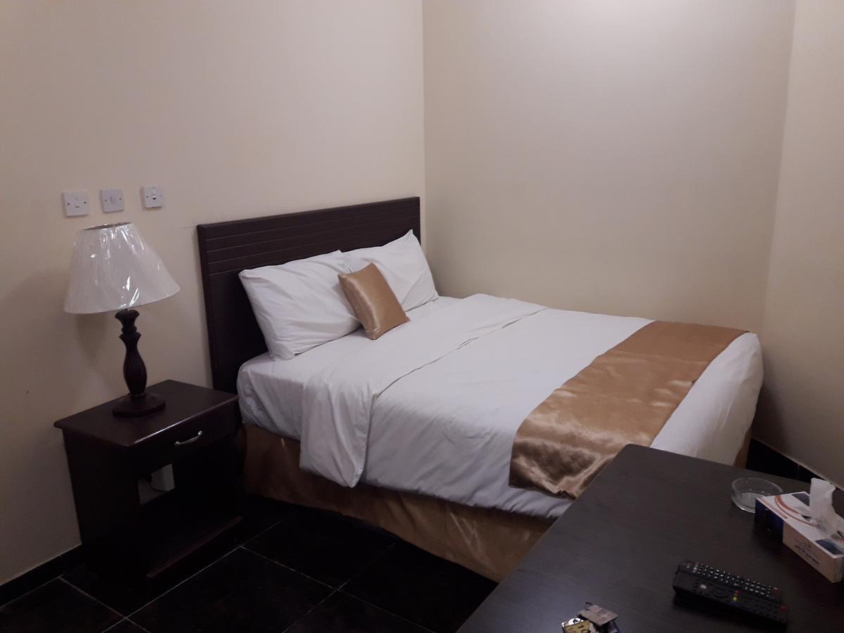 Lake Hotel Mukhi 外观 照片